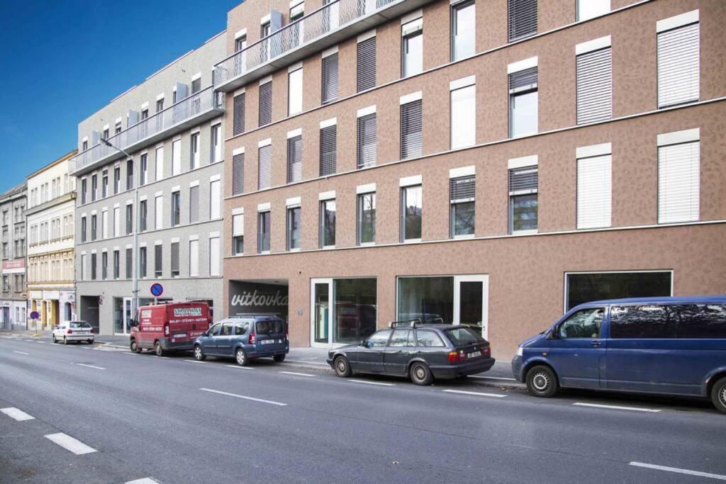 Bright Studio, 10min To The Centre, Free Parking 公寓 *